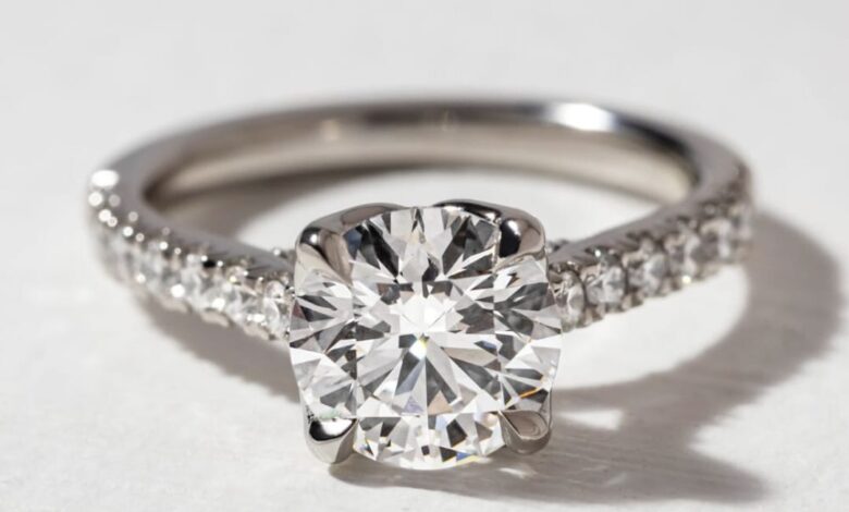 The Beauty of a 7/8 Carat Diamond Ring: A Perfect Choice for Luxury and Value